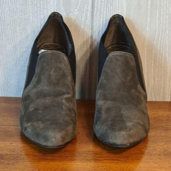 Apt 9 grey/black suede heeled ankle booties 9M Cone Heel Coastal Cowgirl - Picture 2 of 6